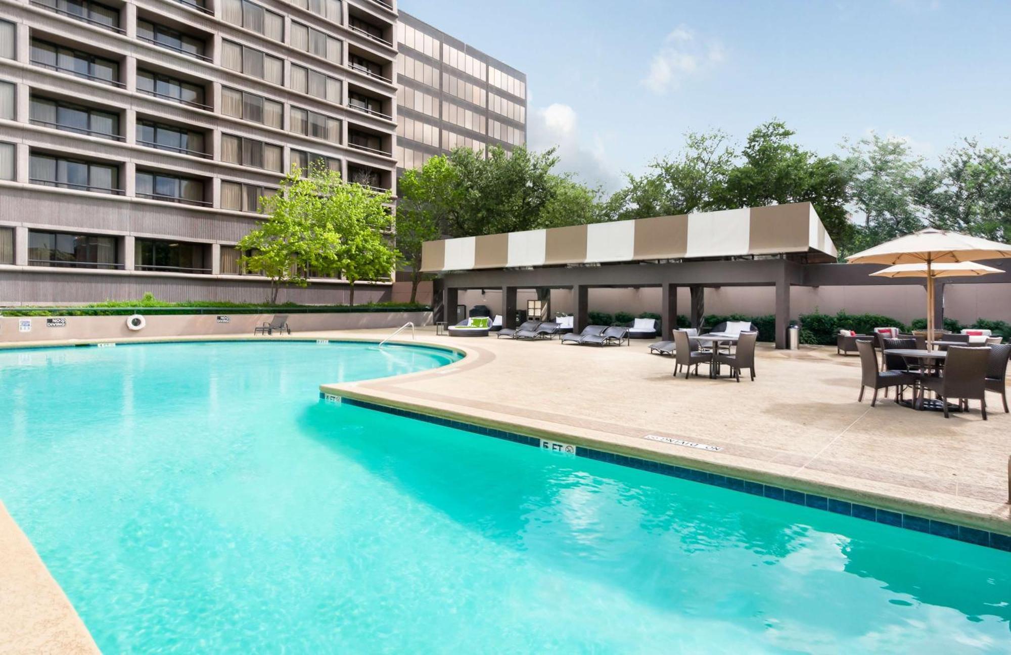 Doubletree By Hilton Hotel & Suites Houston By The Galleria Exteriör bild