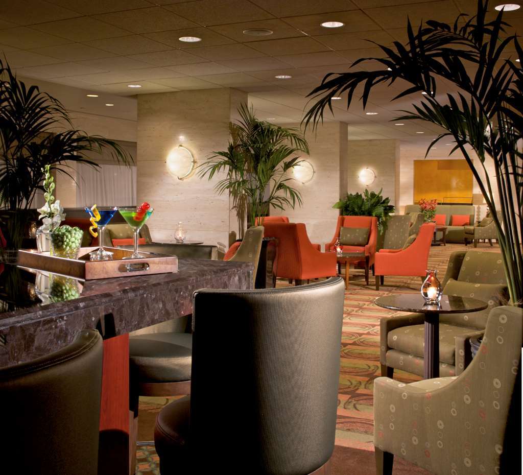 Doubletree By Hilton Hotel & Suites Houston By The Galleria Exteriör bild